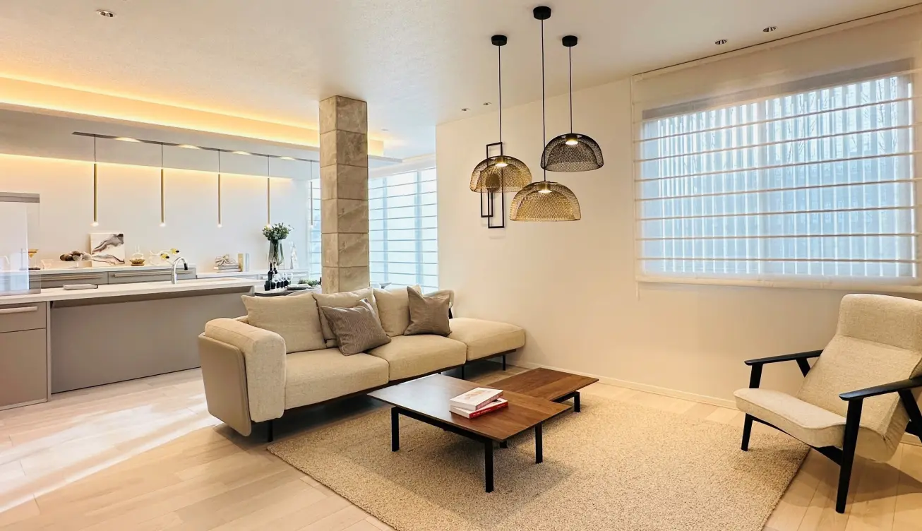 キッチンとほどよい距離感のリビング空間