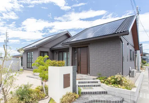 三角屋根の平屋住宅の実例